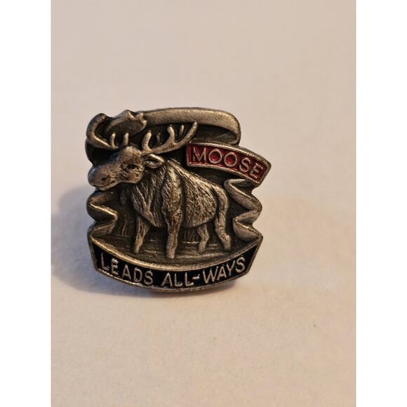 Moose Lodge Lot Of Four Lapel Pins / Awards One Is Sterling - Picture 4 of 9